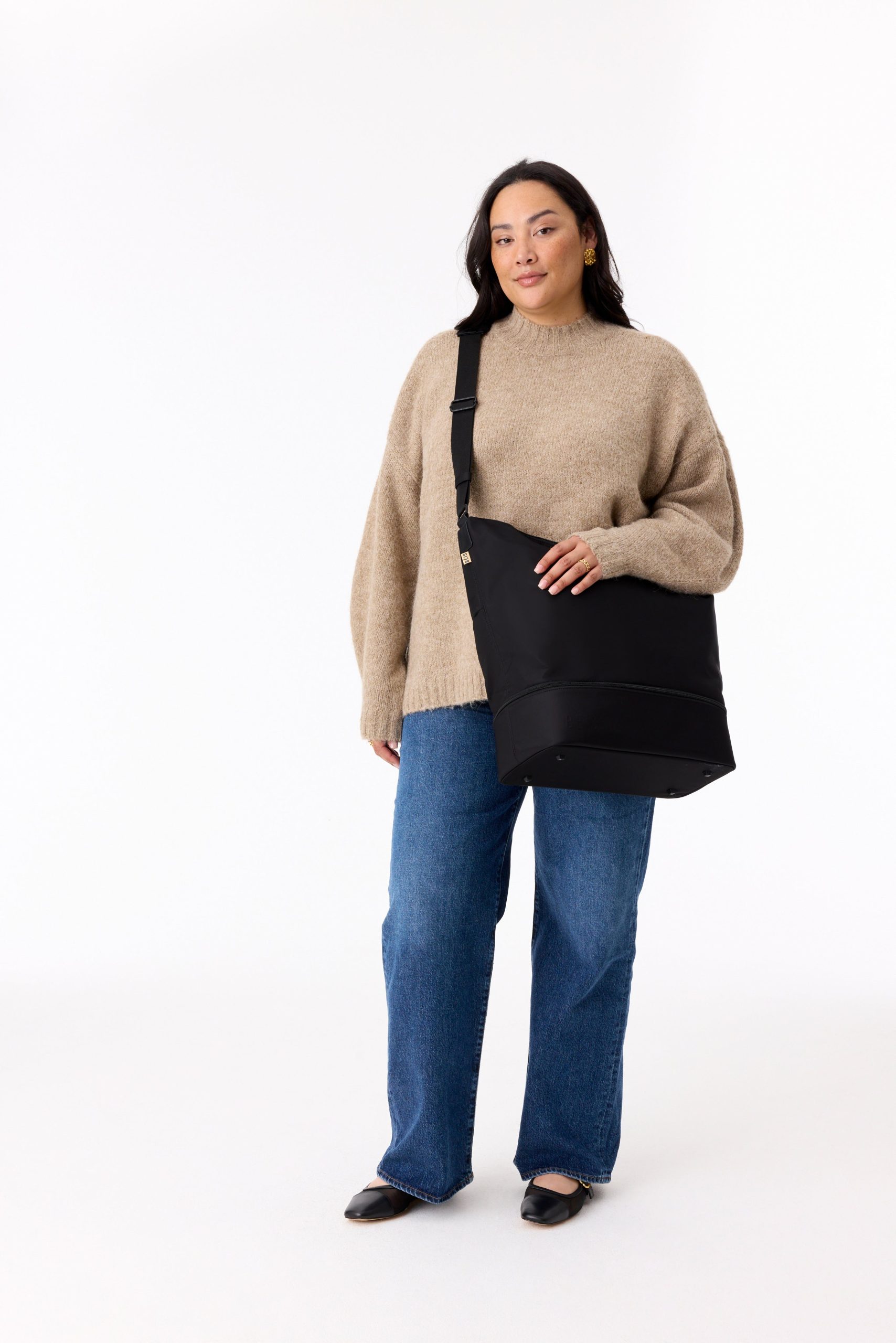The Crescent Weekender in Black - Image 4
