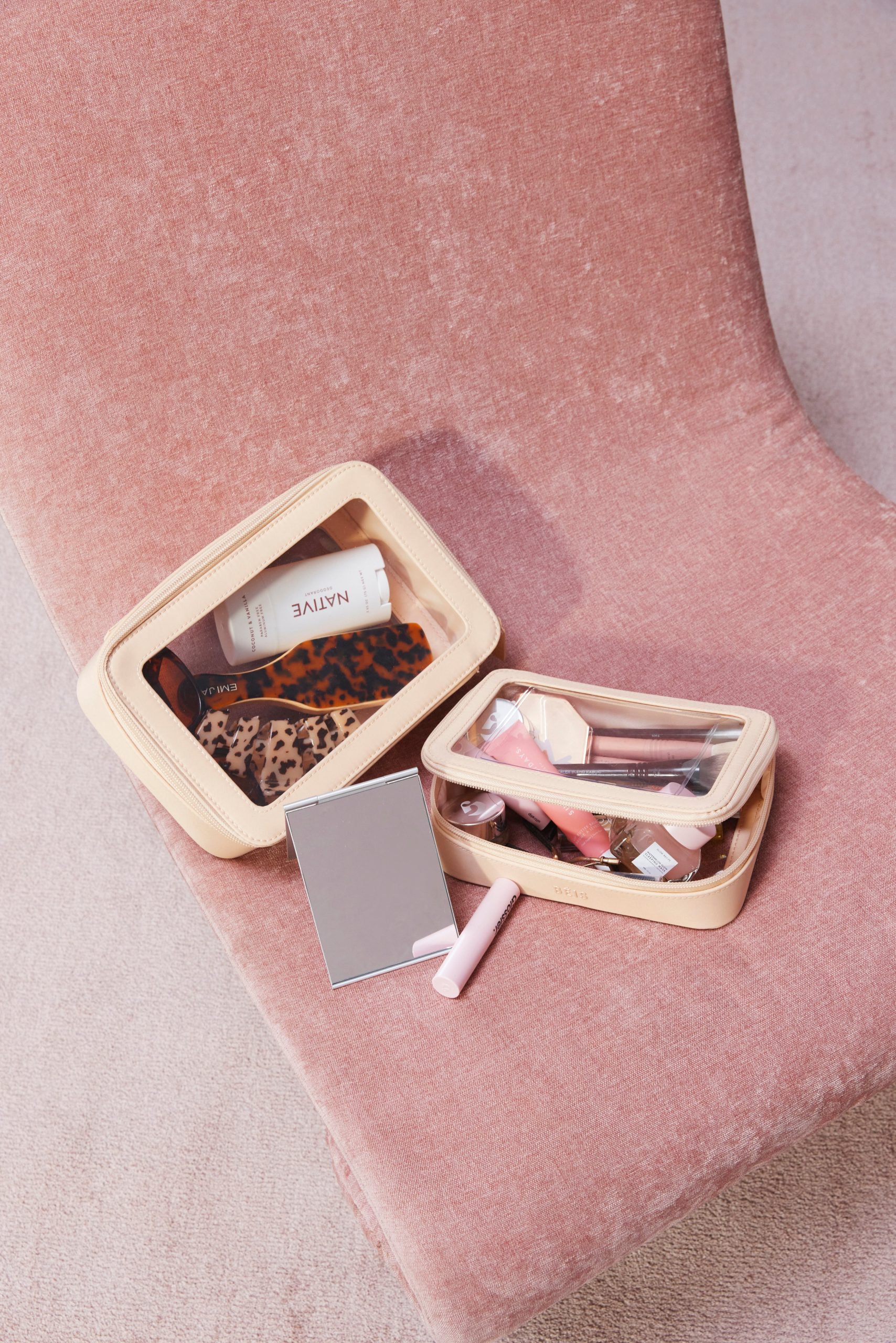 The In Flight Cosmetic Set in Beige - Image 6