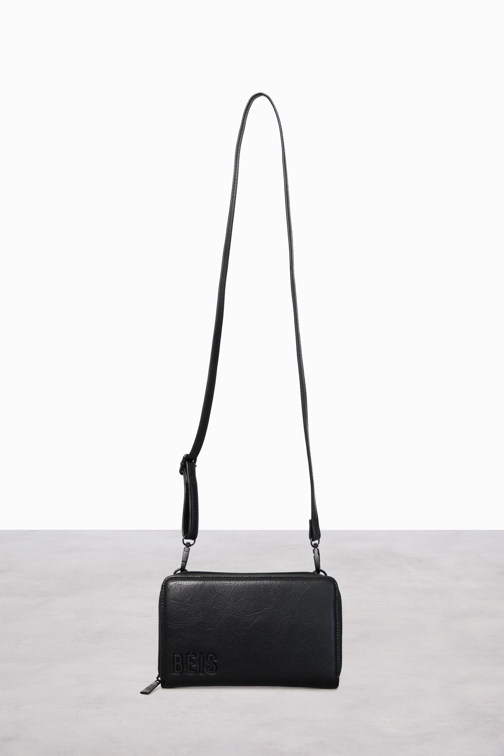 The Travel Wallet in Black - Image 3